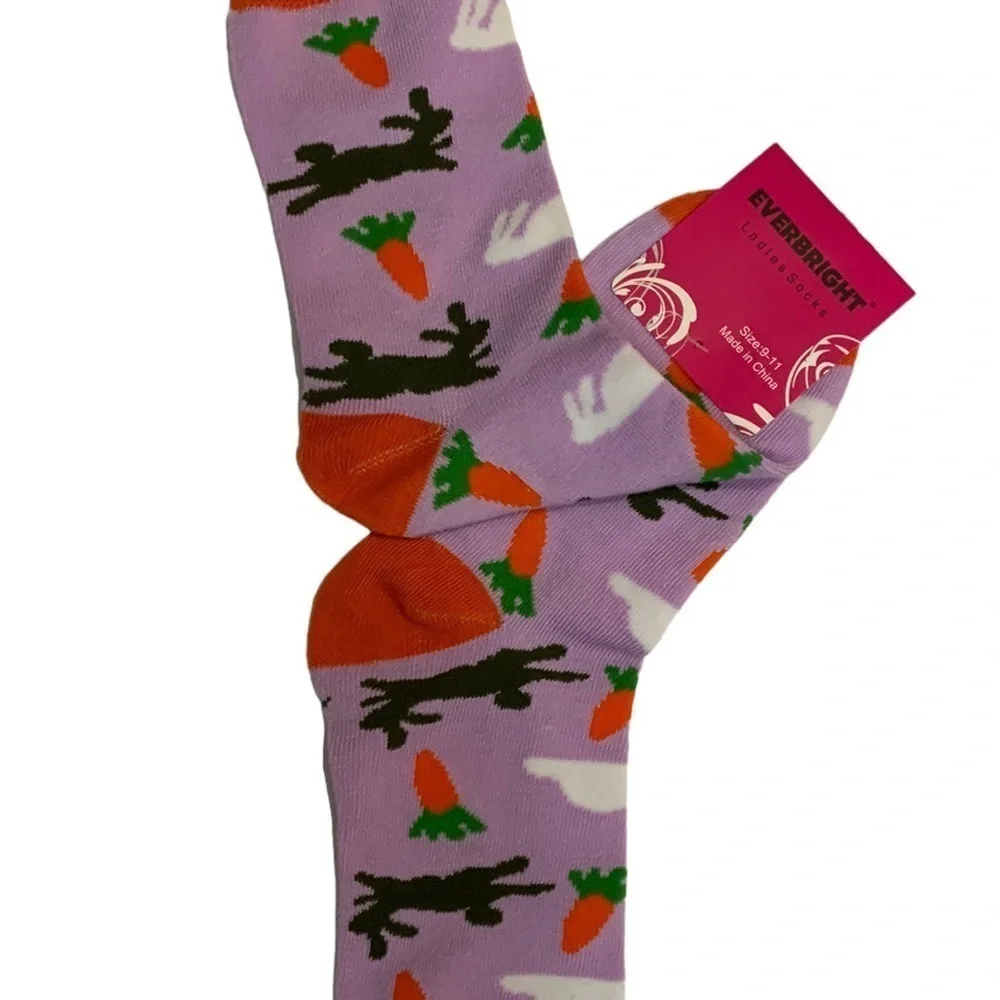Everbright Easter Socks Women’s Bunny Crew Carrots 9-11 Purple Multicolor